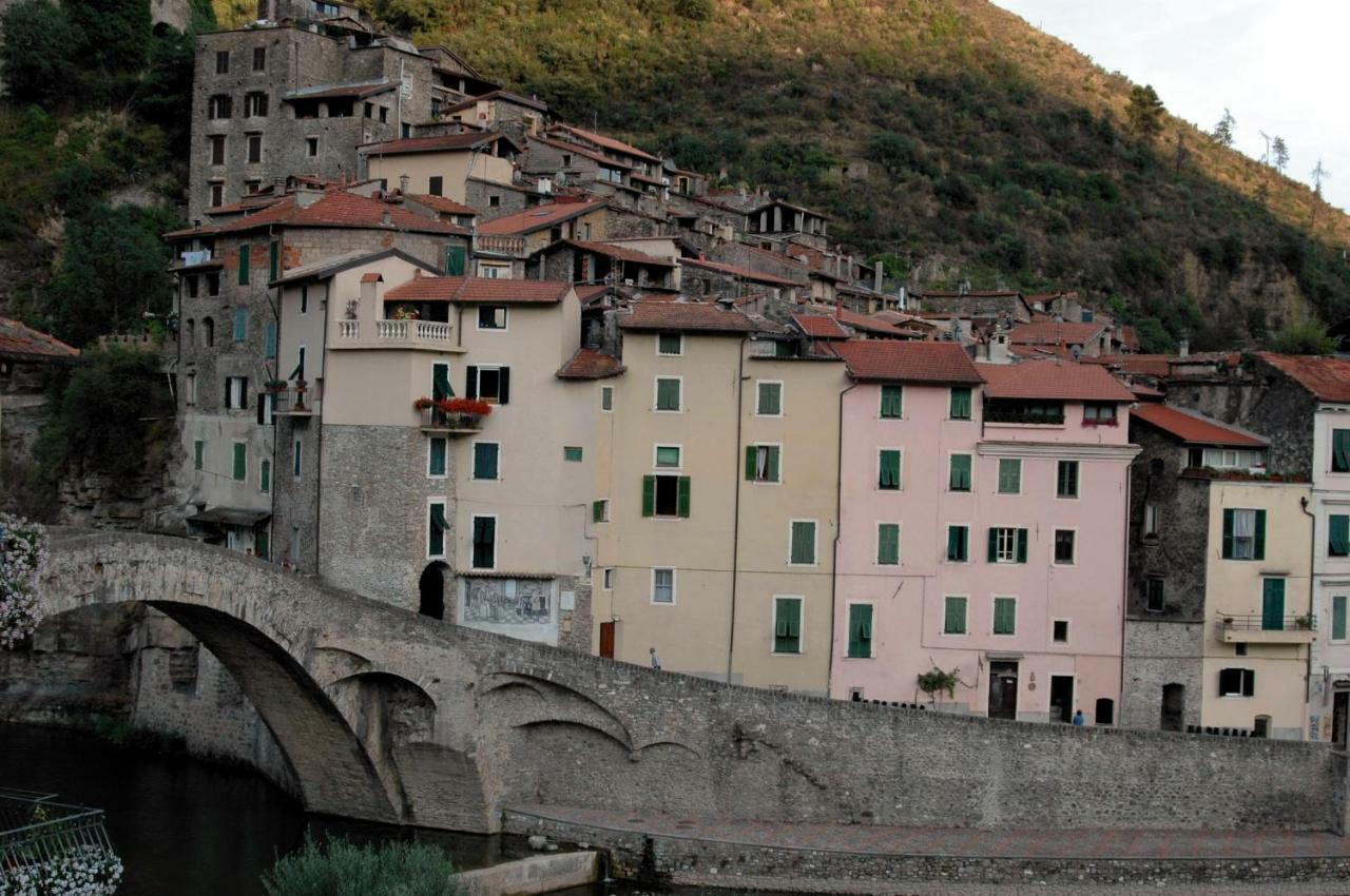 Appartamento Le Violette Dolceacqua Exterior photo