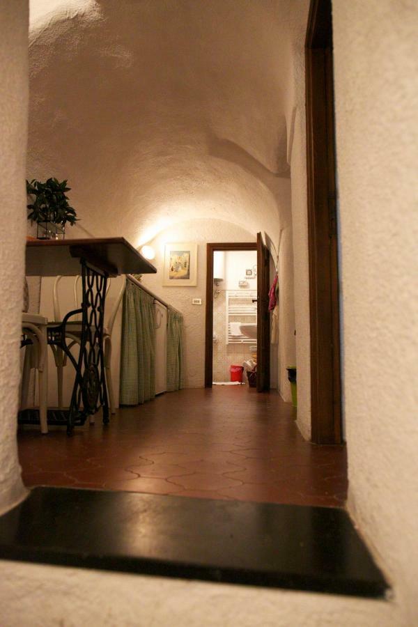 Appartamento Le Violette Dolceacqua Exterior photo